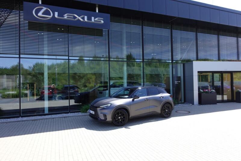 Lexus LBX
