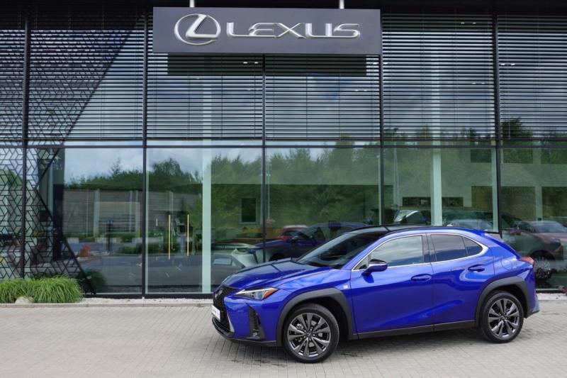Lexus UX 250h
