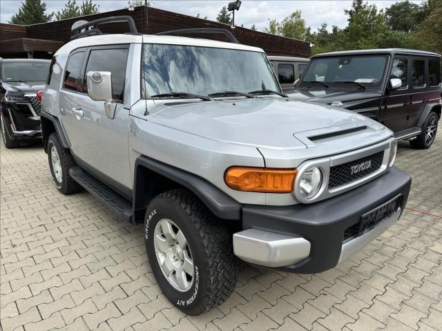 Toyota FJ