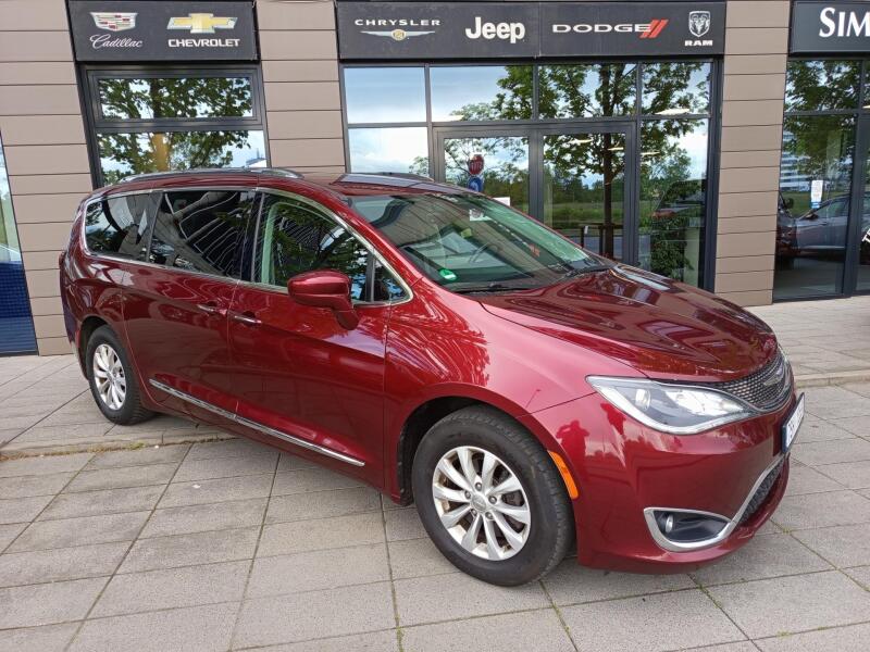 Chrysler Pacifica
