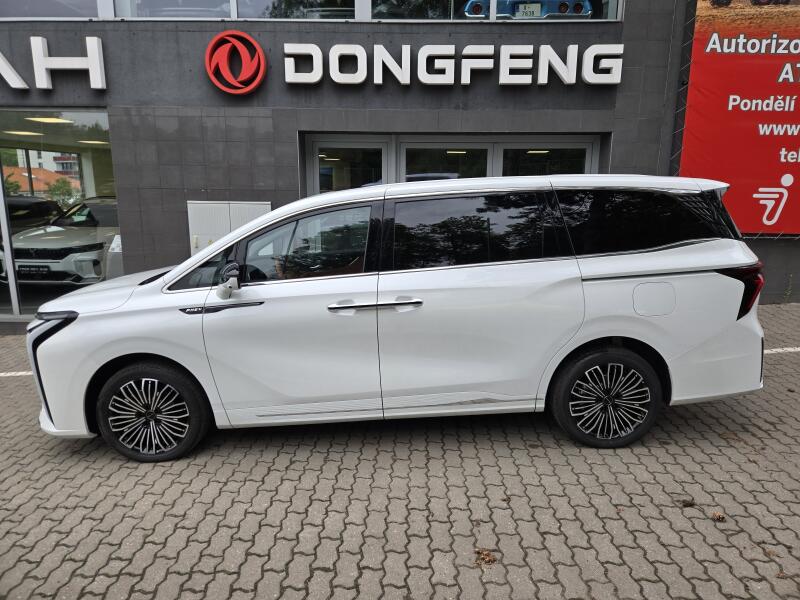 Dongfeng U-Tour