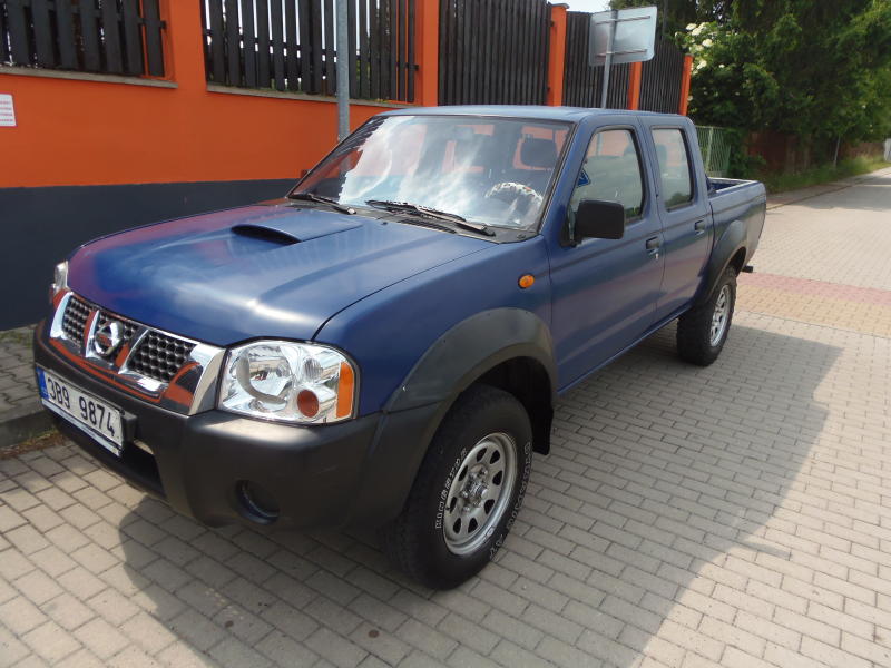 Nissan Double Cab