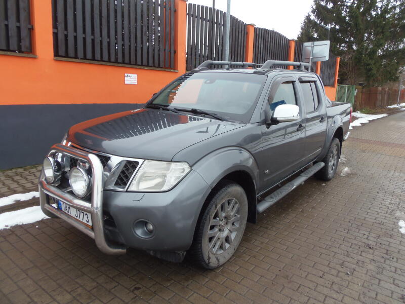 Nissan Navara