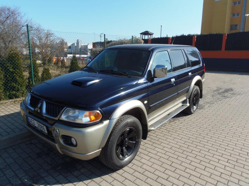 Mitsubishi Pajero Sport