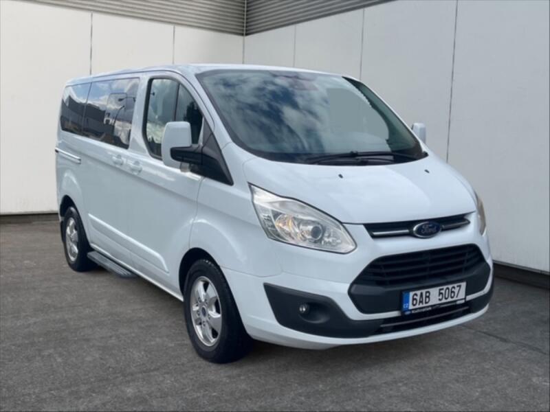 Ford Tourneo Custom