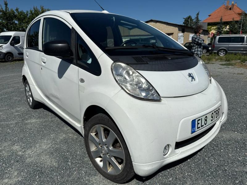 Peugeot iOn
