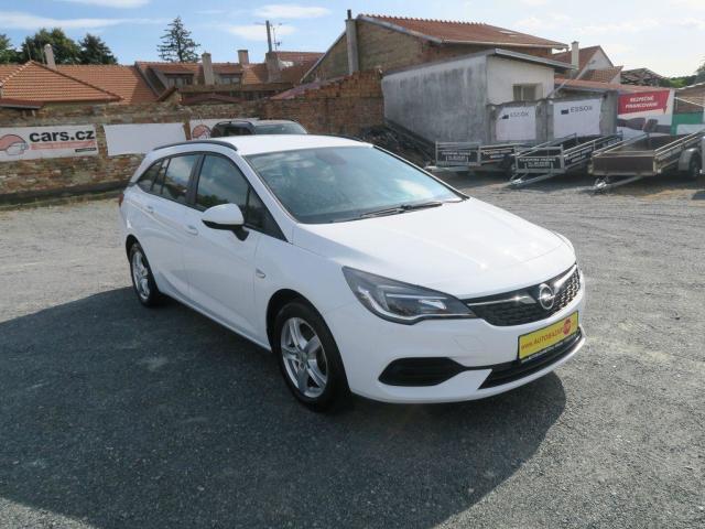 Opel Astra Sports Tourer 1.2 Turbo DPH SE