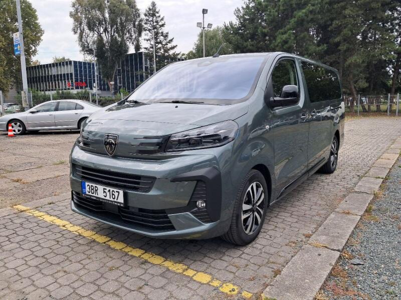 Peugeot Traveller