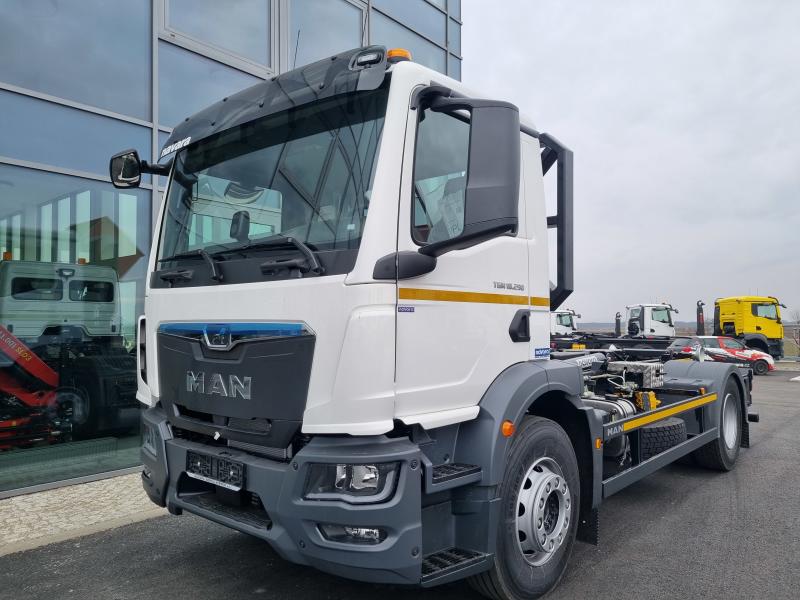 MAN TGM