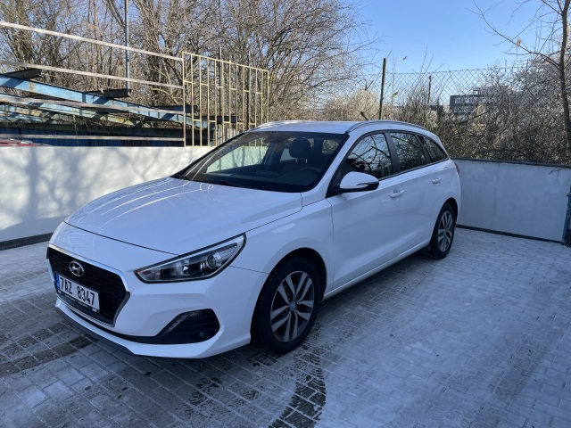 Hyundai i30 kombi Komfort 1,6CRDi (85 kW)