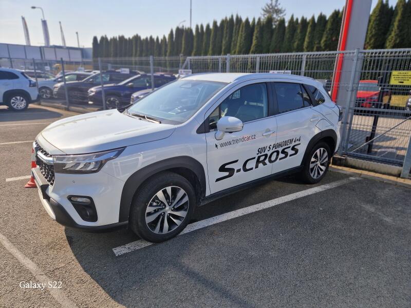 Suzuki S-Cross