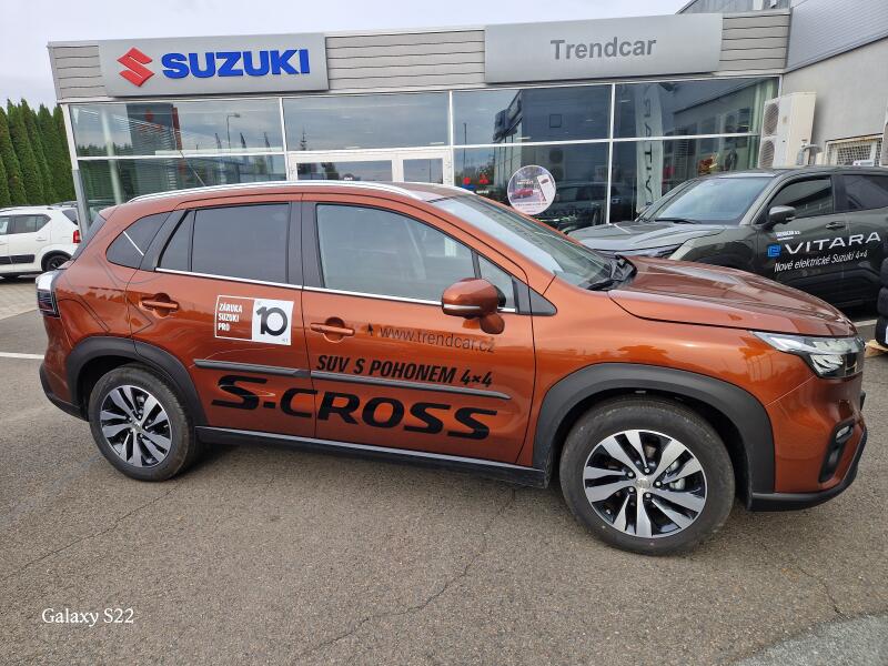 Suzuki S-Cross