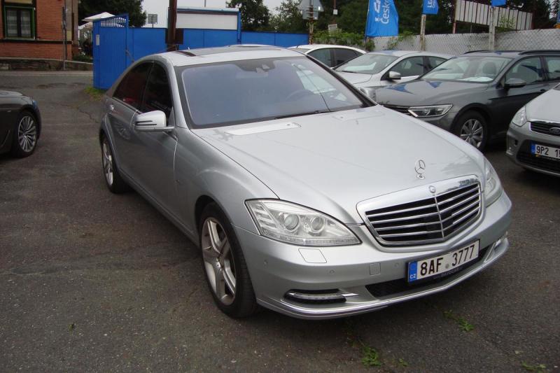 Mercedes-Benz Klasse S