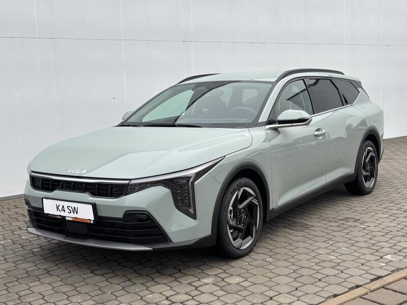 Kia K4
