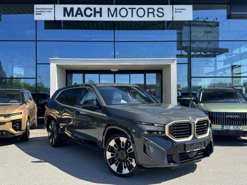 BMW XM