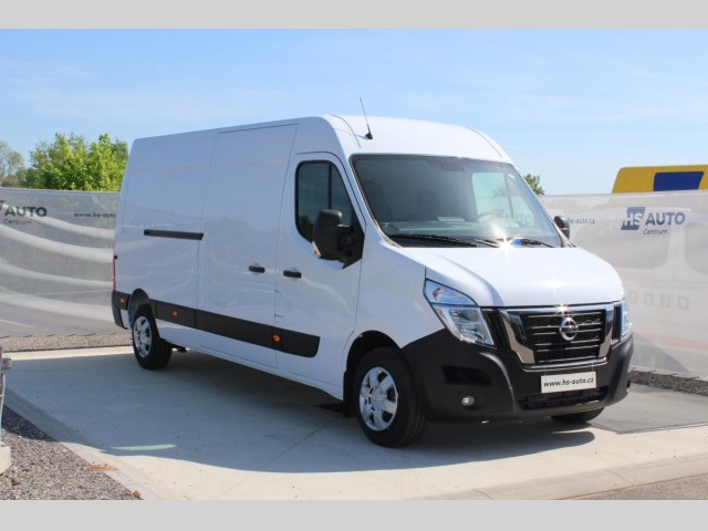 Nissan NV400