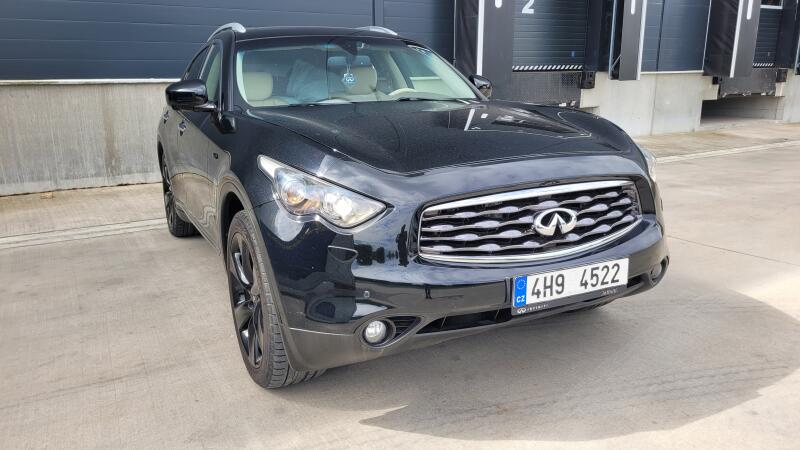 Infiniti FX37