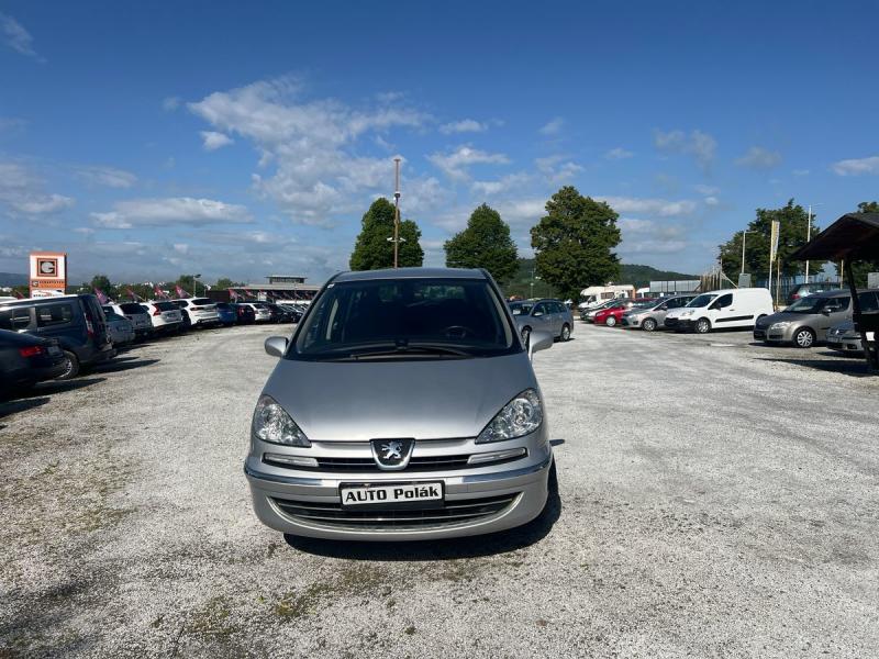 Peugeot 807