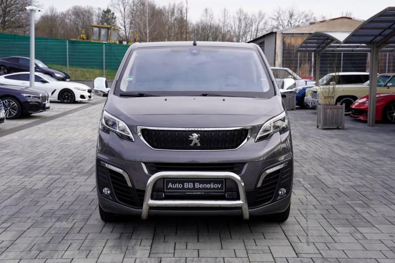 Peugeot Traveller