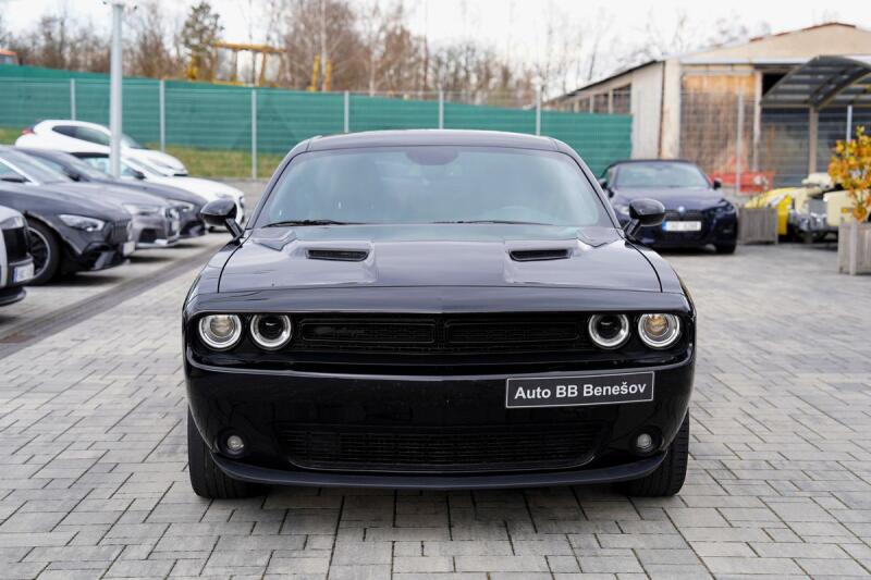 Dodge Challenger