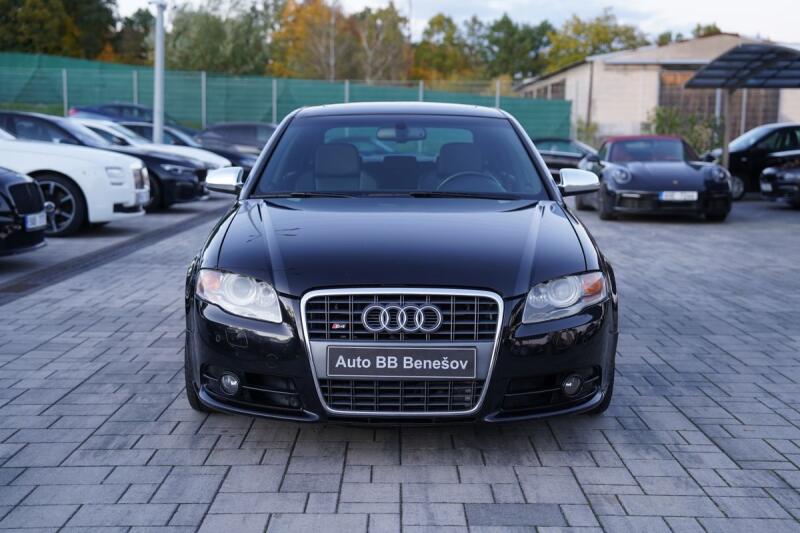 Audi S4
