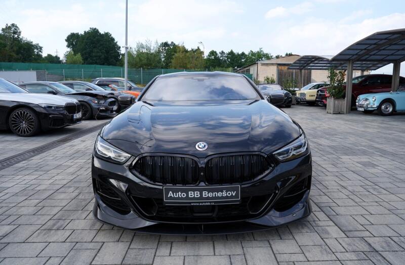 BMW M8