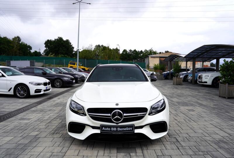 Mercedes-Benz Triedy E