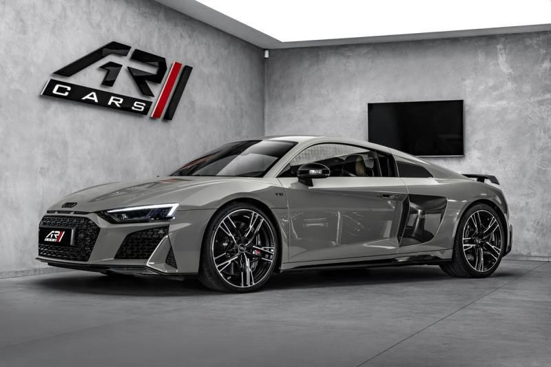 Audi R8