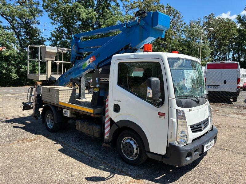 Renault Maxity