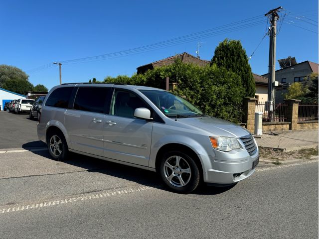 Chrysler Town & Country 3,8 6 Stown DVD Kůže, 2008