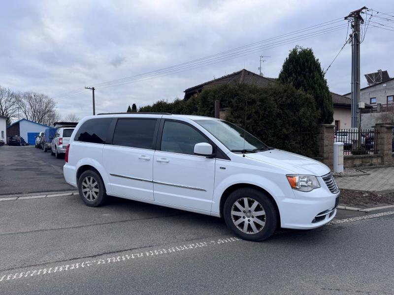 Chrysler Town & Country