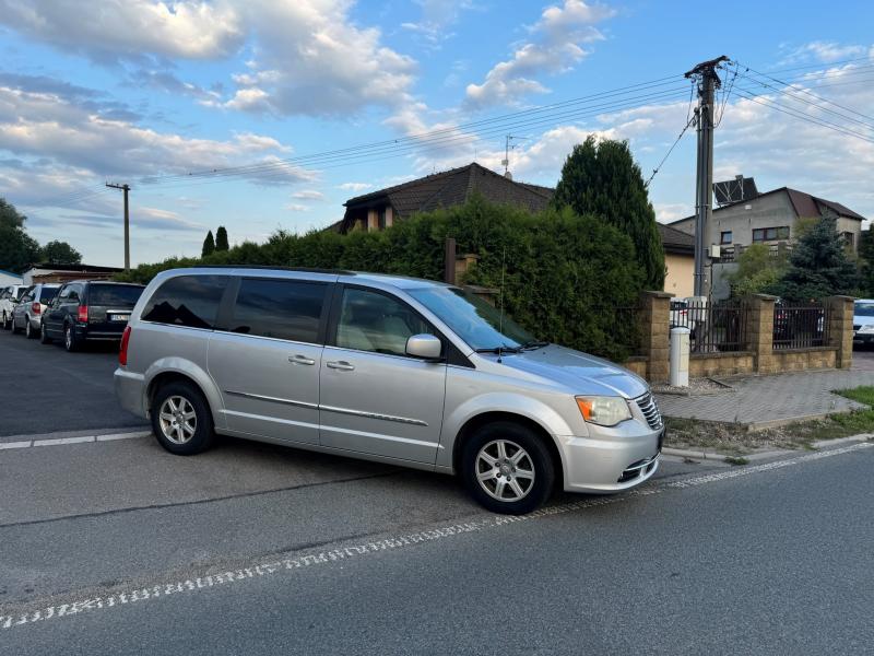 Chrysler Town & Country