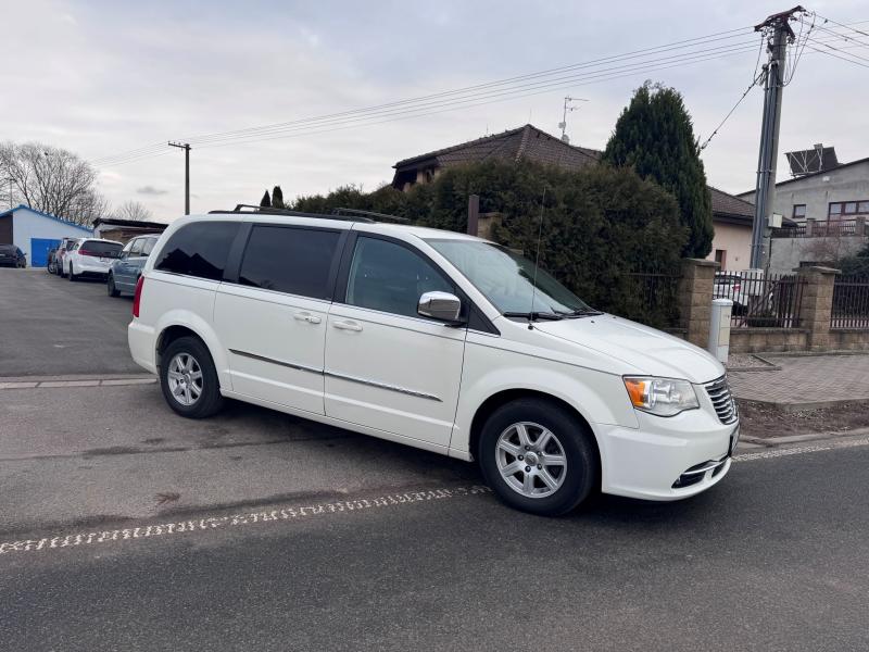 Chrysler Town & Country