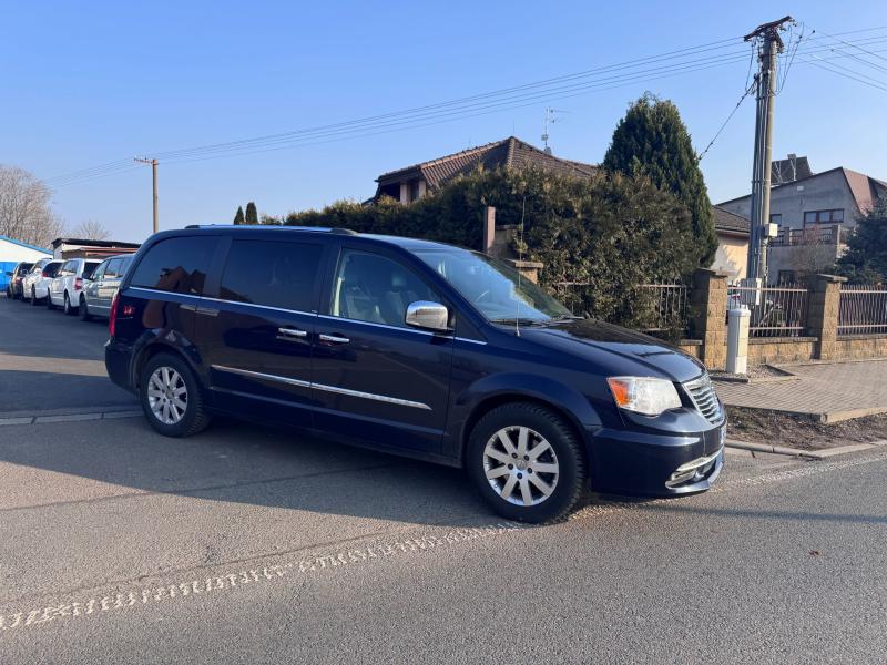 Chrysler Town & Country