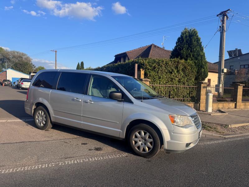 Chrysler Town & Country