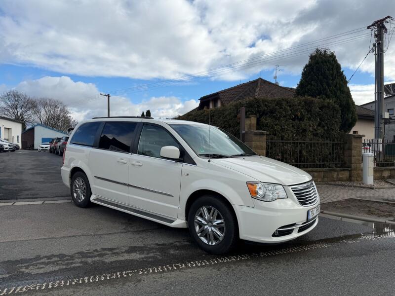 Chrysler Town & Country
