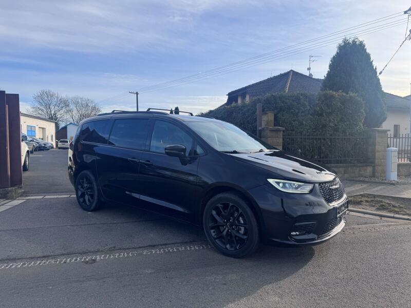 Chrysler Pacifica
