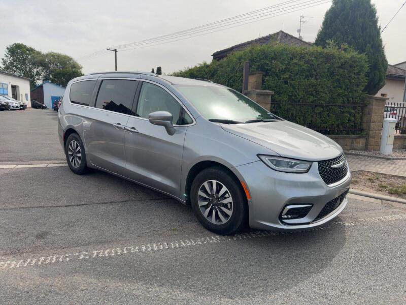 Chrysler Pacifica
