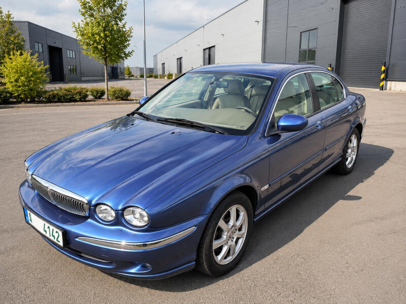 Jaguar X-Type