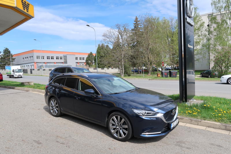 Mazda 6