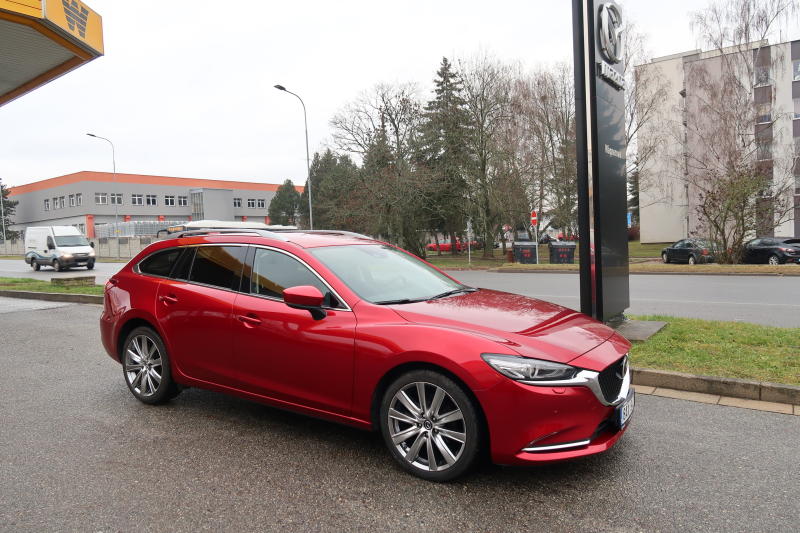Mazda 6