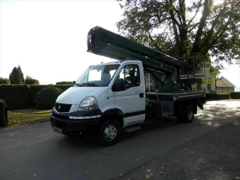 Renault Mascott