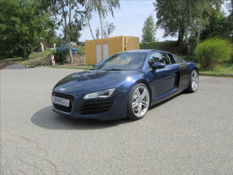 Audi R8
