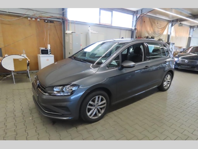 Volkswagen Golf Sportsvan 2,0TDi,110kw,DSG,16ALU