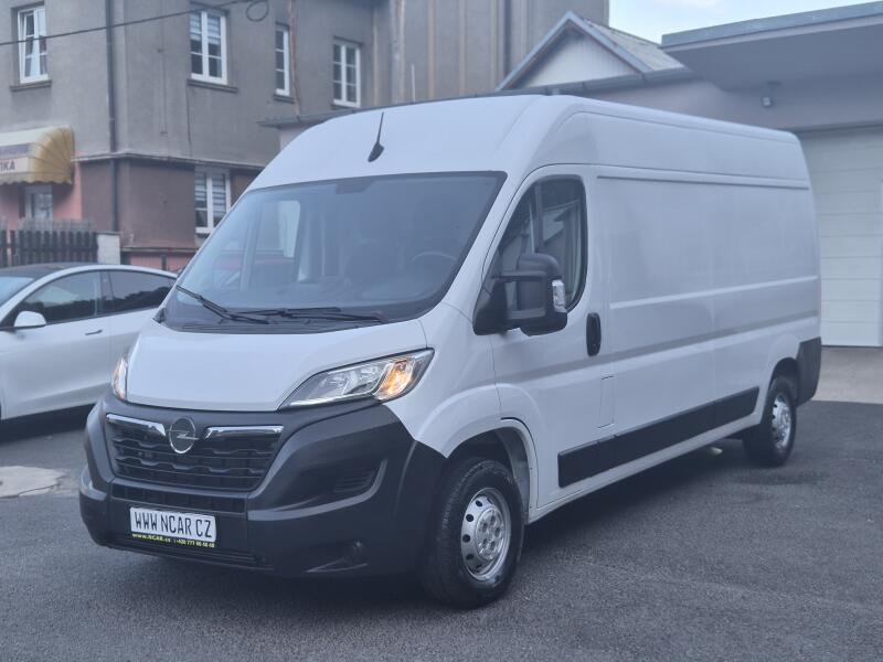 Opel Movano