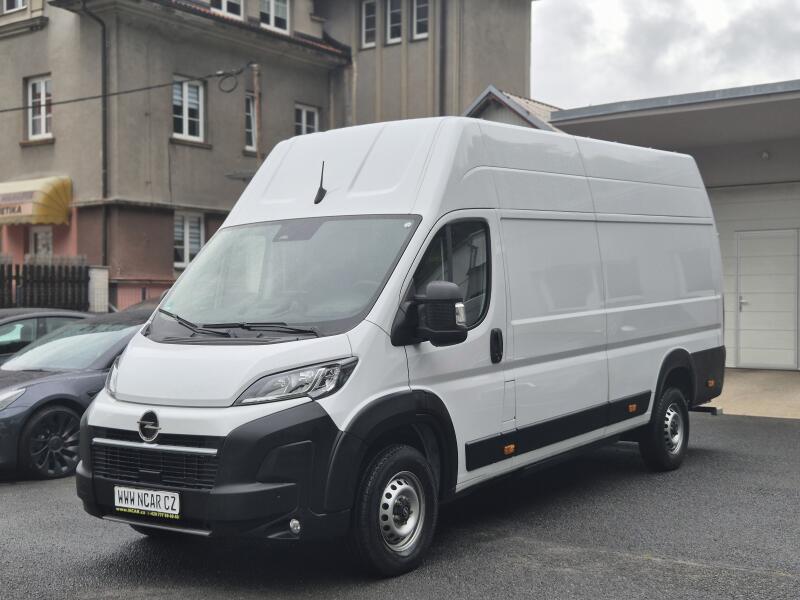Opel Movano