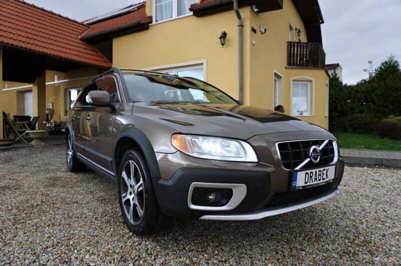 Volvo XC70