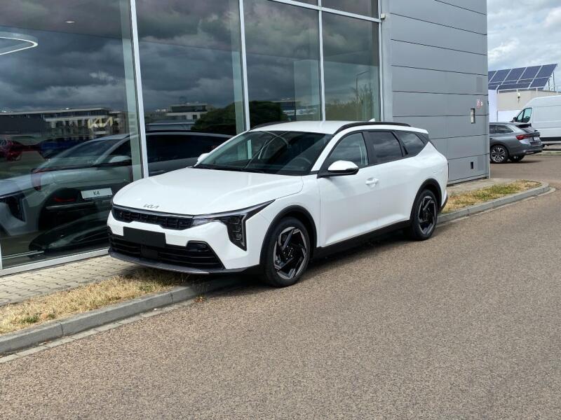 Kia K4