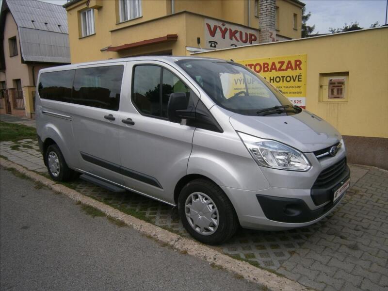 Ford Tourneo Custom