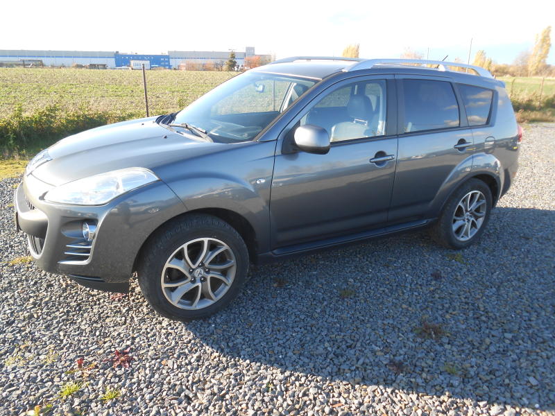 Peugeot 4007